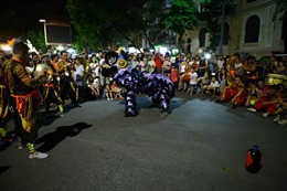Đưa văn hóa các vùng miền biểu diễn tại phố đi bộ hồ Hoàn Kiếm
